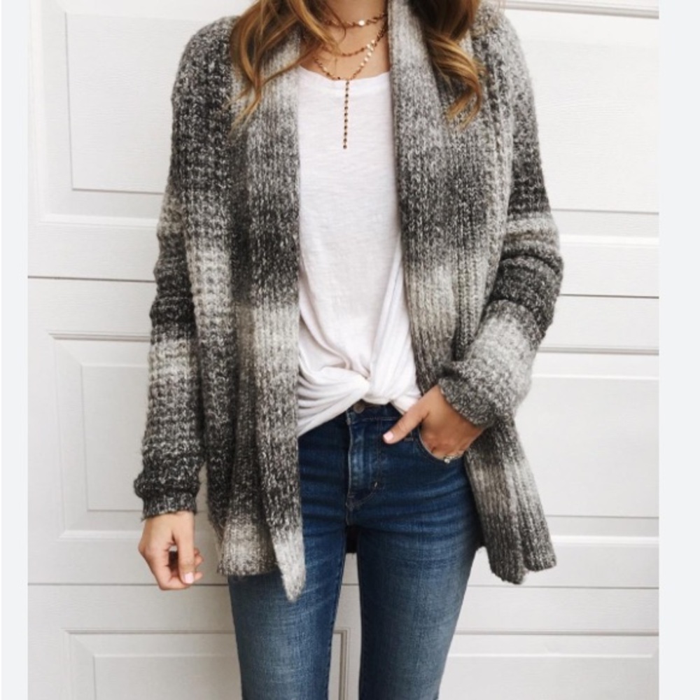 BP Nordstrom Women's Gray Gradient Sweater.